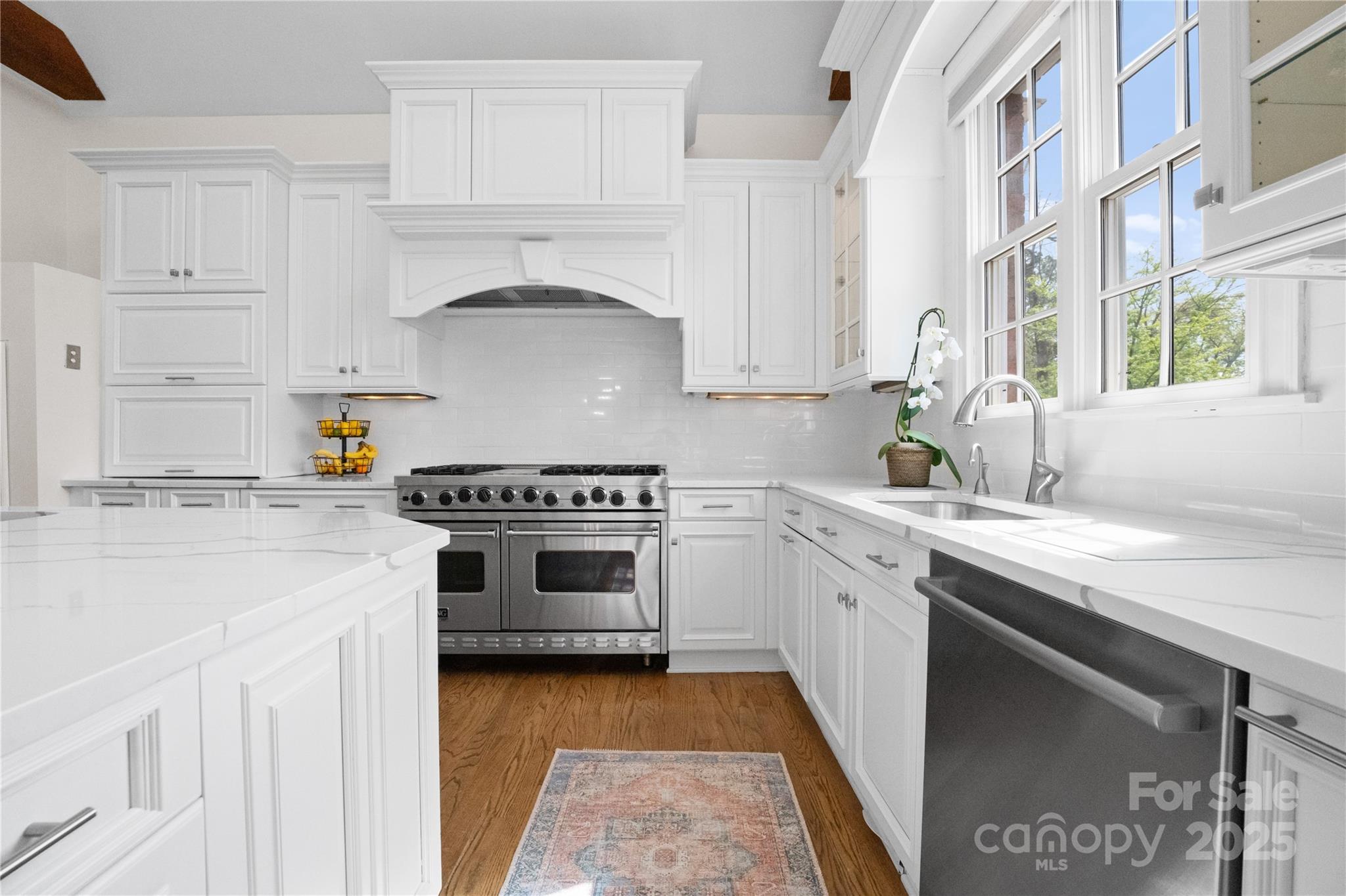 1754 Sterling Road Charlotte, NC 28209 - Photo 12 of 45 Gallery Image 12