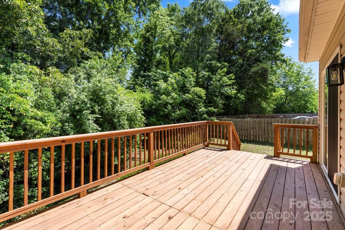 8347 Fox Swamp Road Charlotte, NC 28215 - Photo 24 of 25 Gallery Image 24