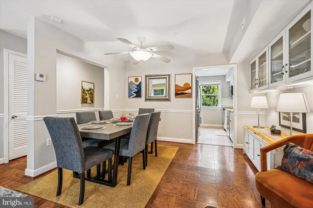 $455,000 | 692 Azalea Drive, Unit 6692, Rockville, MD 20850