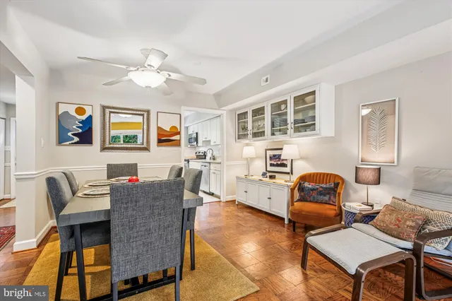 $455,000 | 692 Azalea Drive, Unit 6692, Rockville, MD 20850