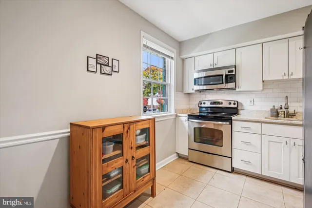 $455,000 | 692 Azalea Drive, Unit 6692, Rockville, MD 20850