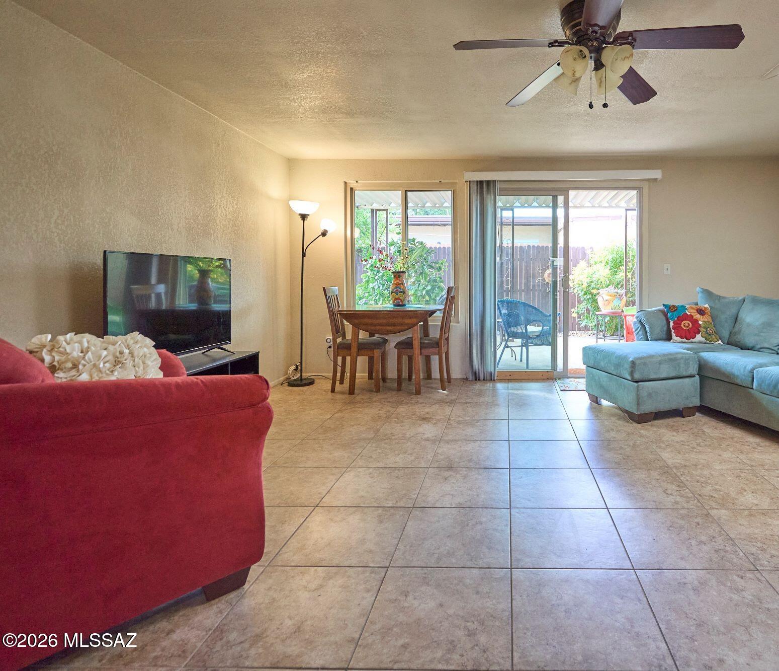 702 South Pantano Road, Unit E Tucson, AZ 85710 - Photo 3 of 13