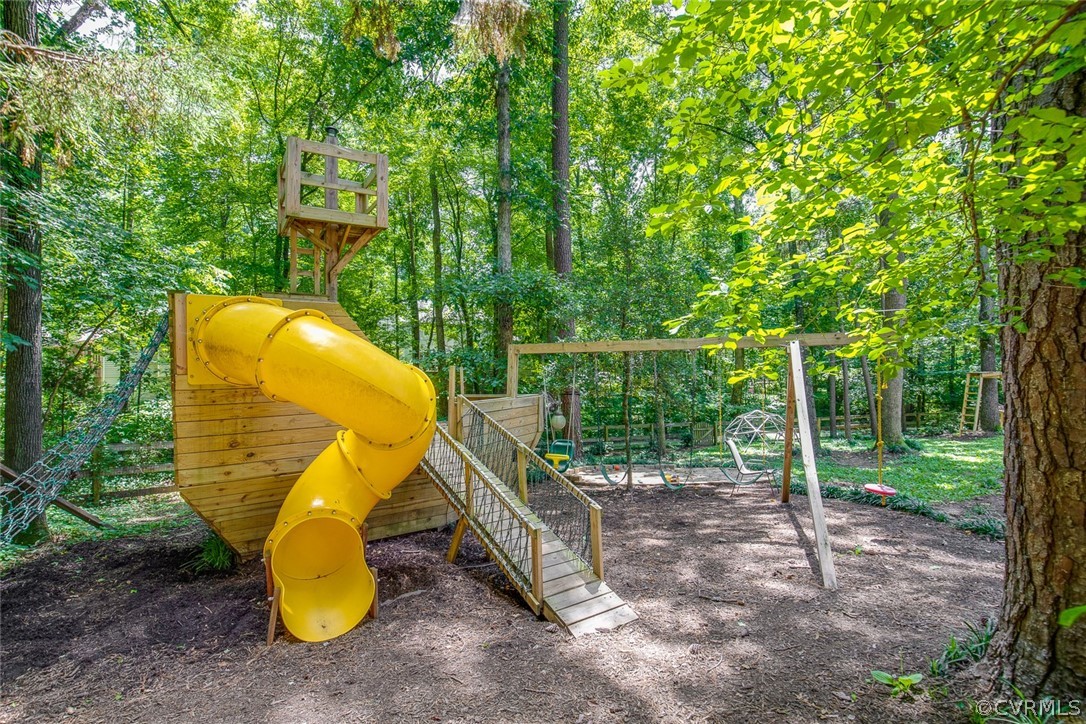 14307 Chimney House Road Midlothian, VA 23112 - Photo 12 of 50 A kids dream yard!