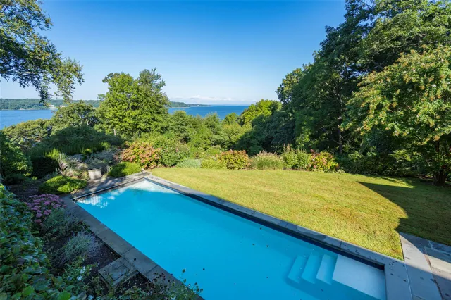 $5,950,000 | 116 White Hill Road, Cold Spring Harbor, NY 11724