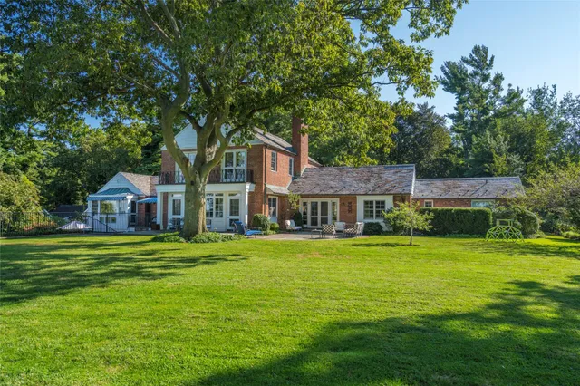 $5,950,000 | 116 White Hill Road, Cold Spring Harbor, NY 11724