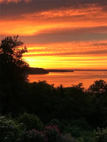 $5,950,000 | 116 White Hill Road, Cold Spring Harbor, NY 11724