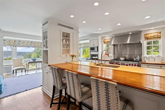 $5,950,000 | 116 White Hill Road, Cold Spring Harbor, NY 11724