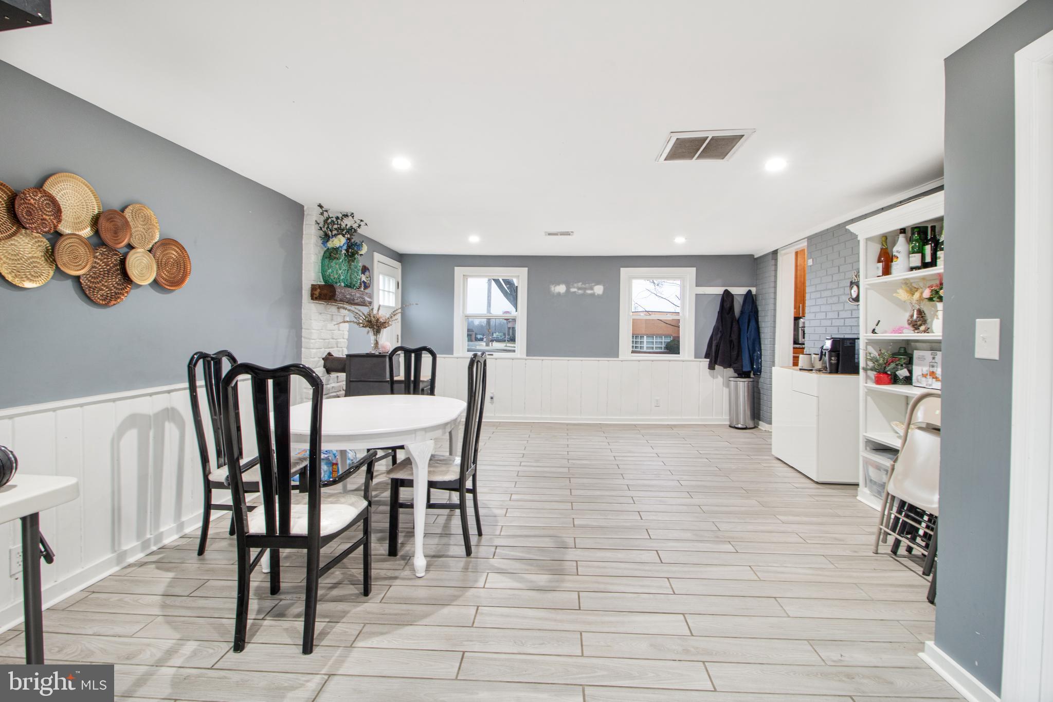 26000 Ridge Road Damascus, MD 20872 - Photo 10 of 24 Gallery Image 10