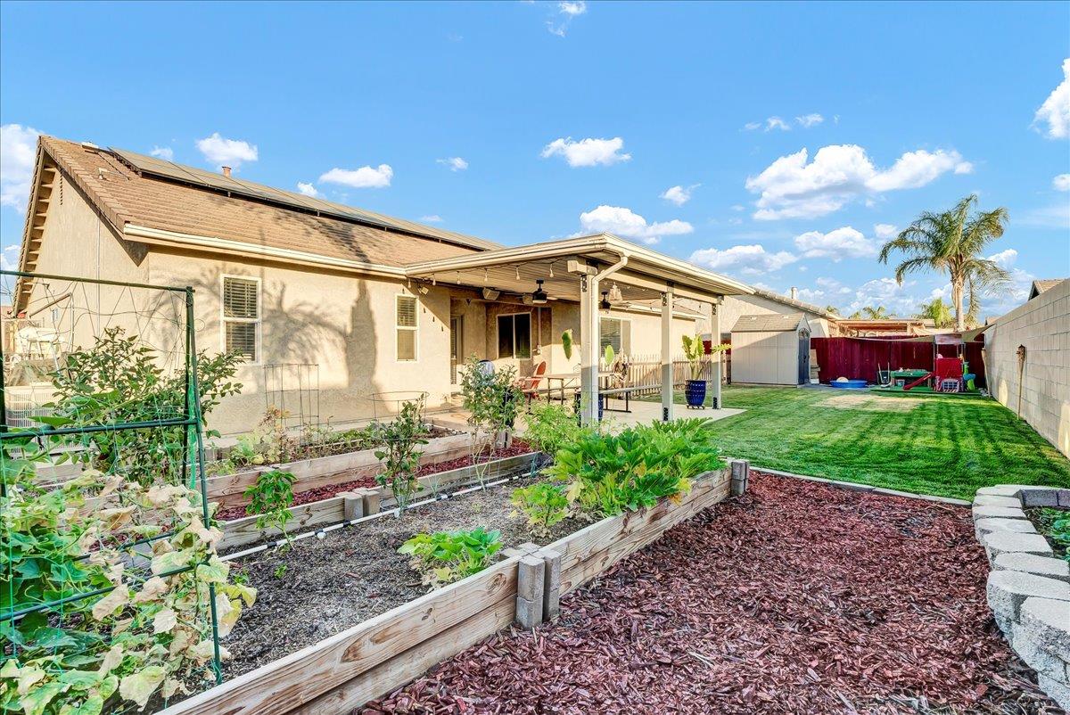695 Crescent Lane Lemoore, CA 93245 - Photo 47 of 51 a view of a house with a yard
