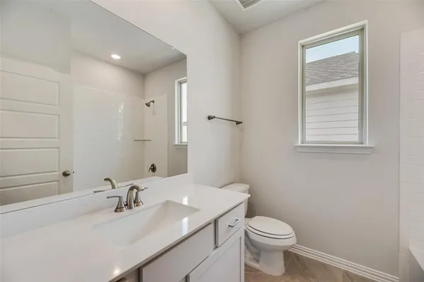 $330,355 | 1017 Canoe Way, Crowley, TX 76036