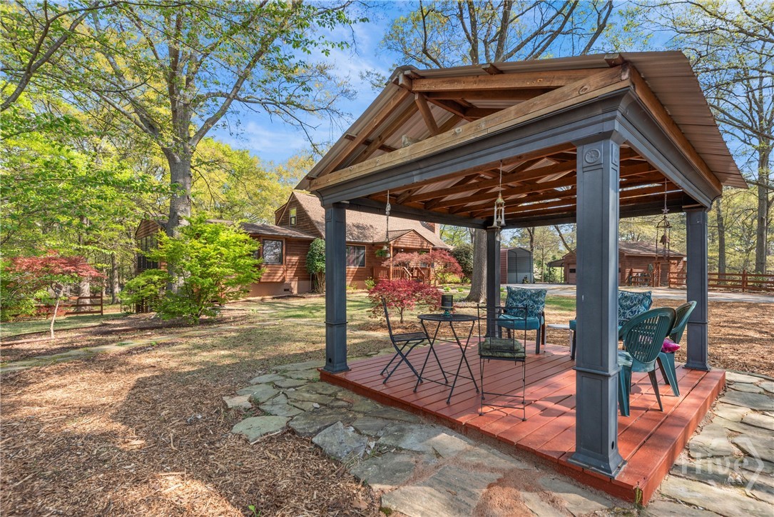 1641 Flat Rock Road Watkinsville, GA 30677 - Photo 4 of 34