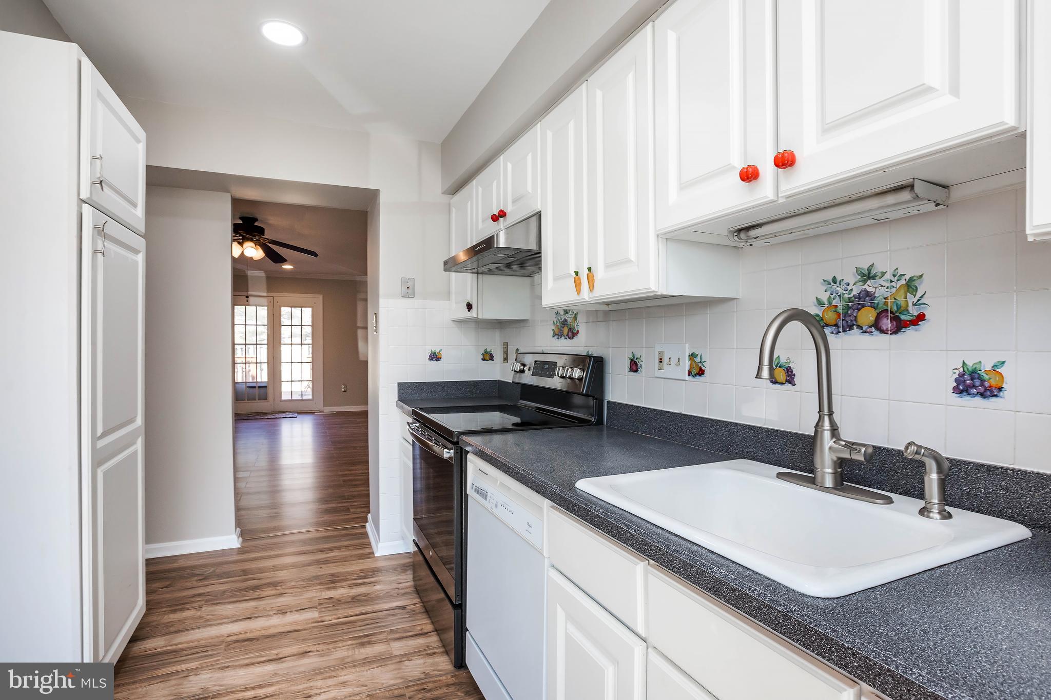 15128 Callohan Court Silver Spring, MD 20906 - Photo 6 of 37 Gallery Image 6