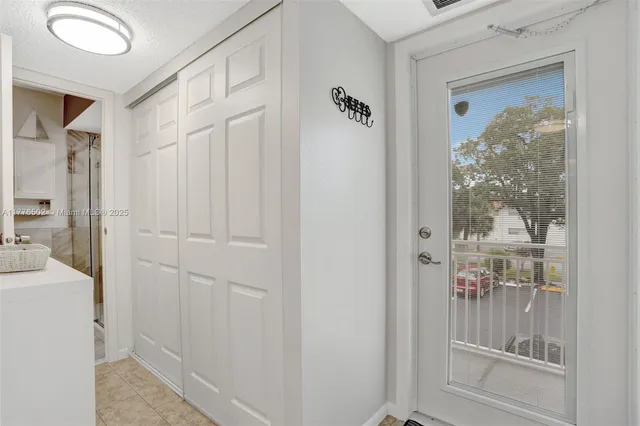 $109,900 | 3406 Northwest 49th Avenue, Unit 507, Lauderdale Lakes, FL 33319