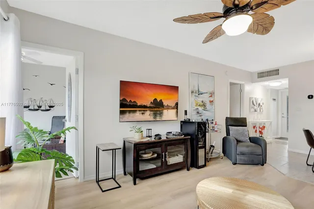 $109,900 | 3406 Northwest 49th Avenue, Unit 507, Lauderdale Lakes, FL 33319