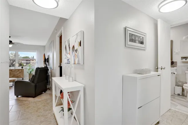 $109,900 | 3406 Northwest 49th Avenue, Unit 507, Lauderdale Lakes, FL 33319