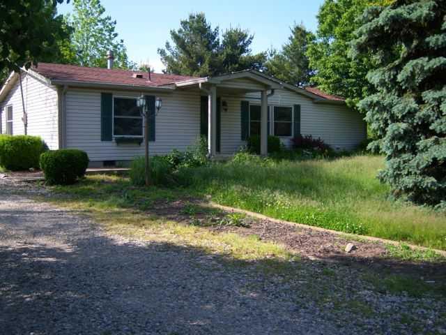 765 North Pendleton Avenue Pendleton, IN 46064 - Photo 2 of 12 Gallery Image 2