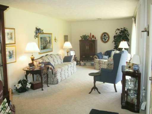 125 Artlee Avenue Butler, PA 16001 - Photo 3 of 8 Gallery Image 3