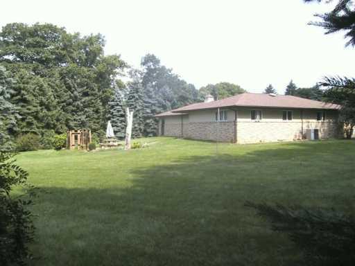 125 Artlee Avenue Butler, PA 16001 - Photo 6 of 8 Gallery Image 6