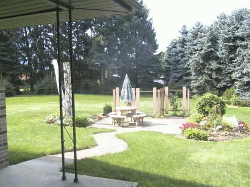 125 Artlee Avenue Butler, PA 16001 - Photo 7 of 8 Gallery Image 7