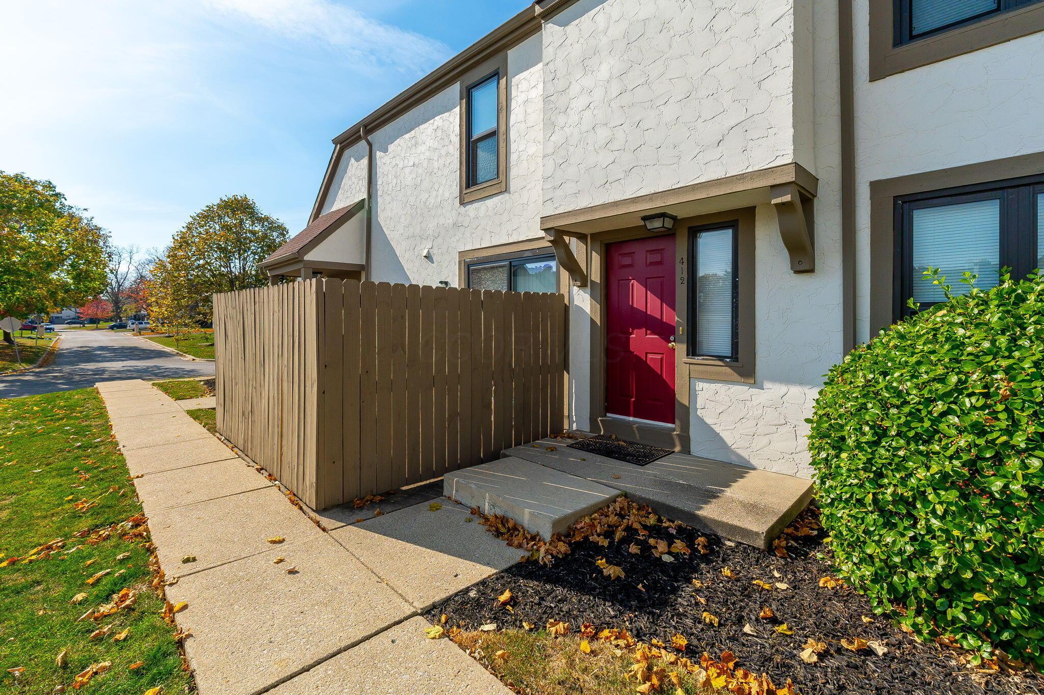 406 Edinburgh Road, Unit 406434 Dublin, OH 43017 - Photo 14 of 31 406-434 Edinburgh Apts-11