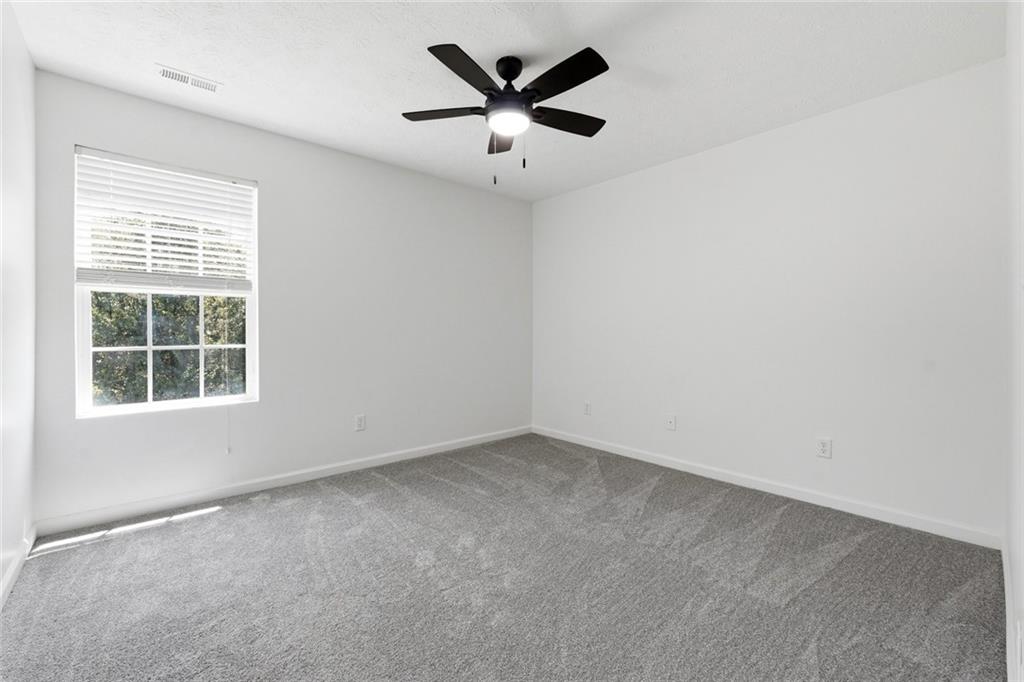 275 Jack Russell Road Newnan, GA 30263 - Photo 22 of 33