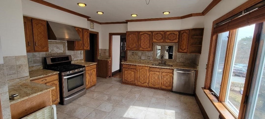 4765 Washington Street, Unit 2 Boston, MA 02132 - Photo 2 of 28