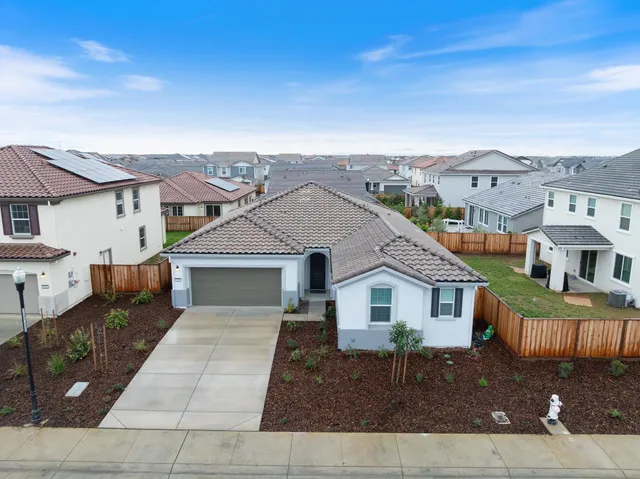 $705,000 | 8462 Kissa Circle, Elk Grove, CA 95757