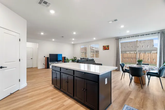 $705,000 | 8462 Kissa Circle, Elk Grove, CA 95757