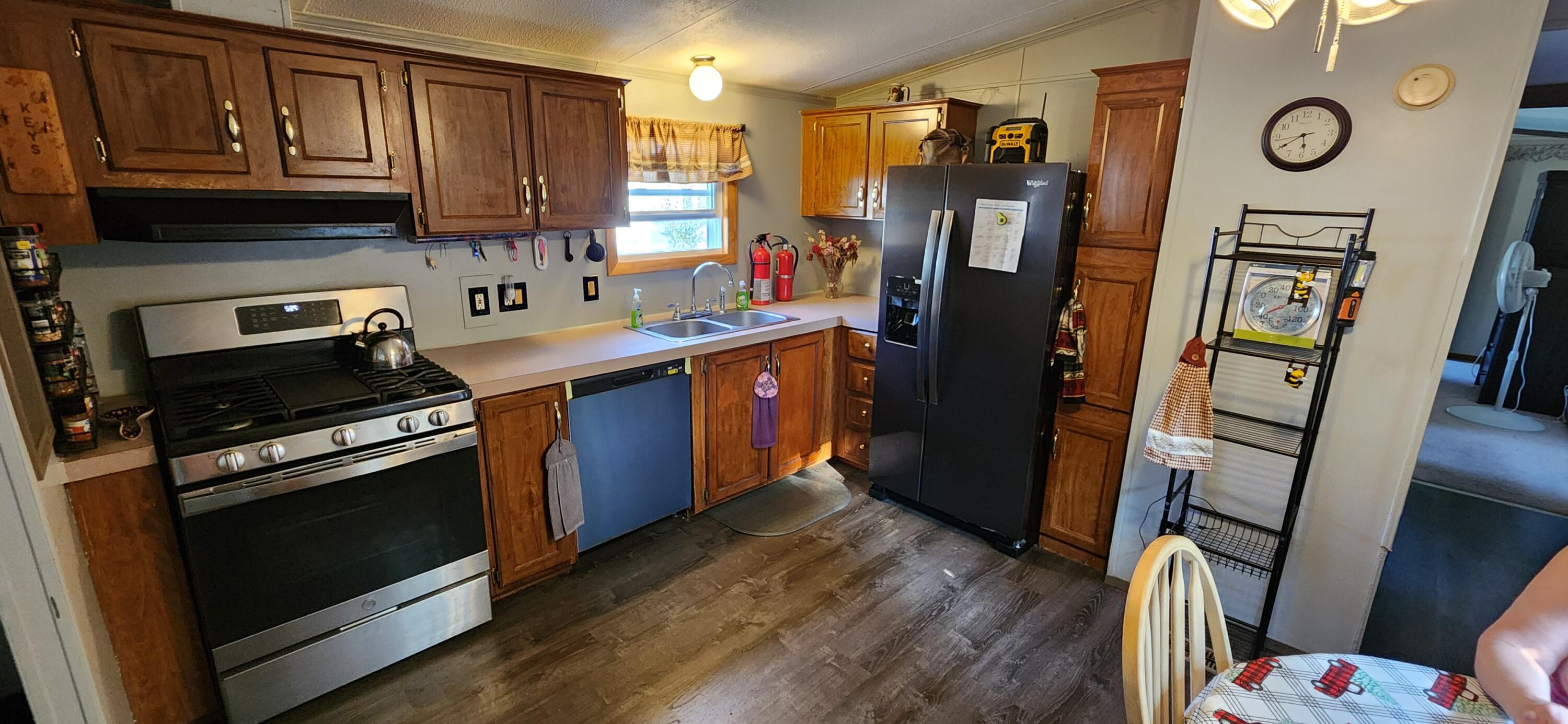 61 Pine Hill Road Berwick, ME 03901 - Photo 10 of 21 20250805_174003