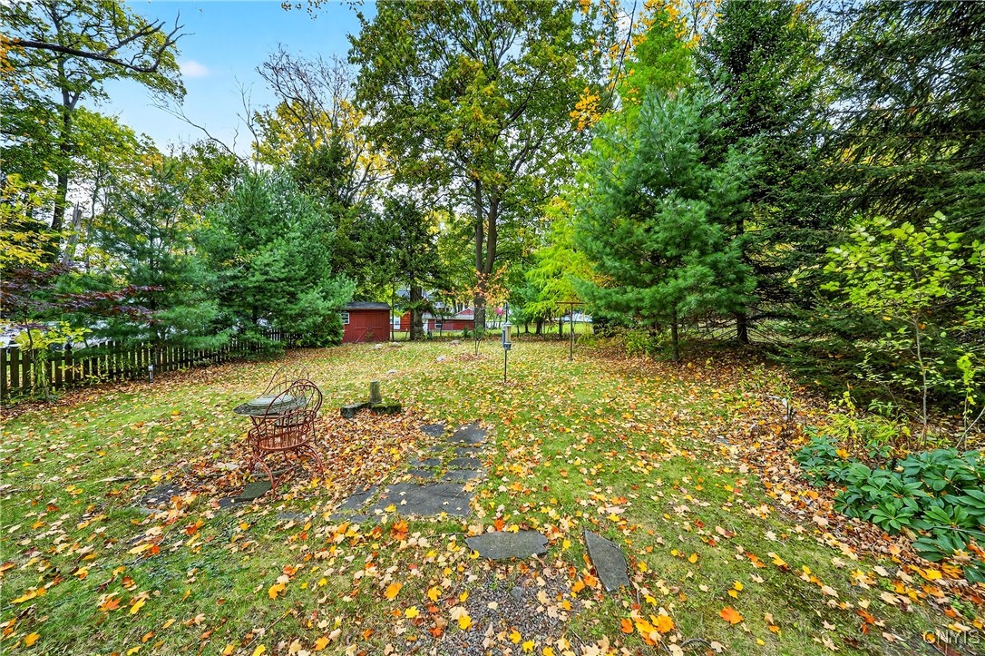 227 Weymouth Road Syracuse, NY 13205 - Photo 22 of 29