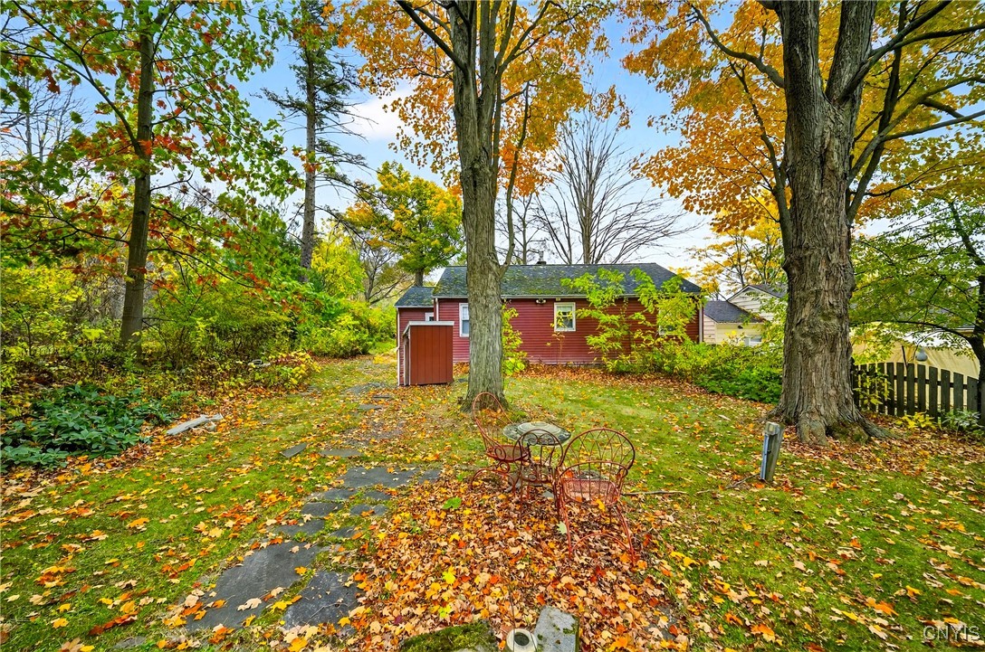 227 Weymouth Road Syracuse, NY 13205 - Photo 23 of 29