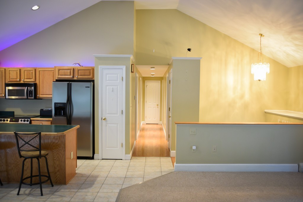 657 West Royalston Road Athol, MA 01331 - Photo 5 of 16 Gallery Image 5