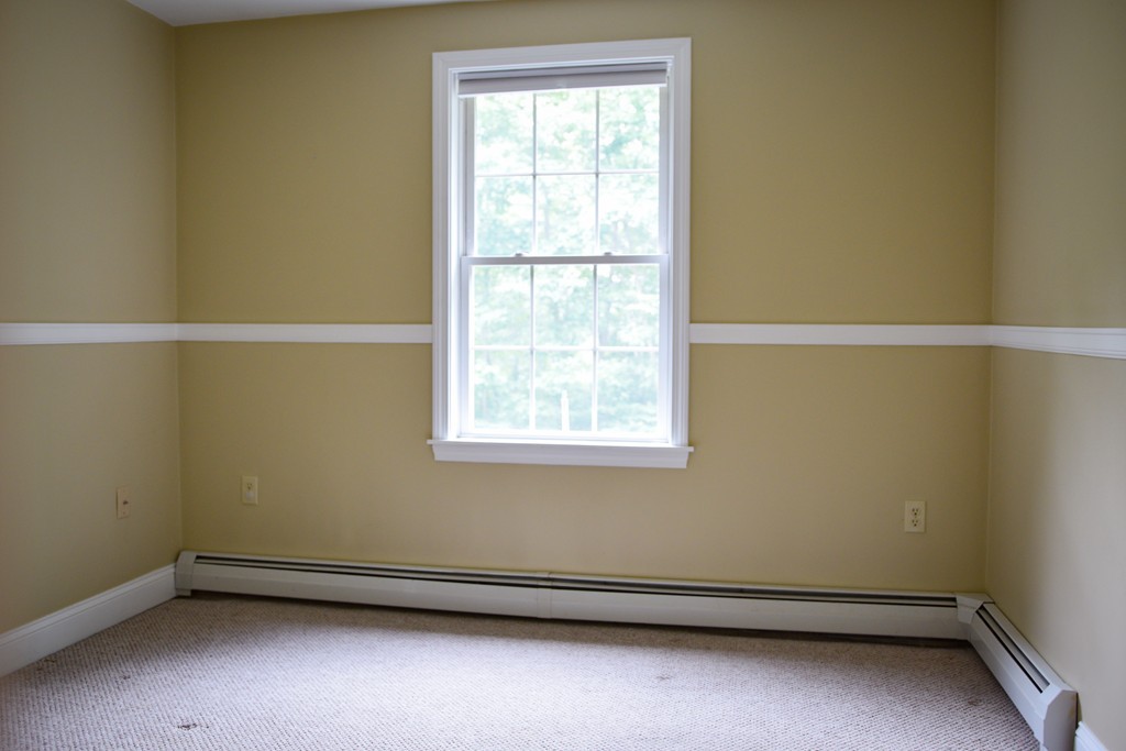 657 West Royalston Road Athol, MA 01331 - Photo 9 of 16 Gallery Image 9