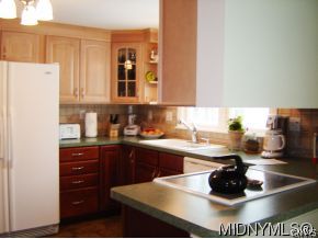 2645 Remington Road Utica, NY 13501 - Photo 2 of 7