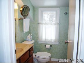 2645 Remington Road Utica, NY 13501 - Photo 6 of 7