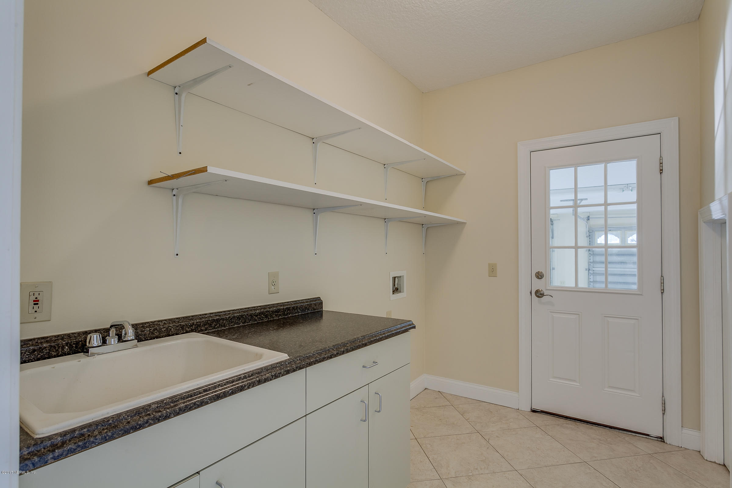 3183 Russell Road Green Cove Springs, FL 32043 - Photo 32 of 48 Laundry_Room