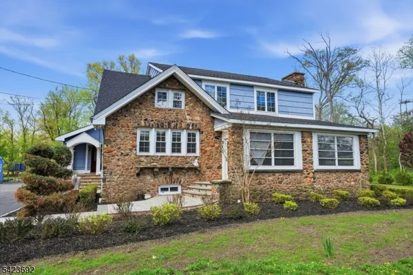 $1,349,000 | 905 Washington Avenue, Green Brook, NJ 08812