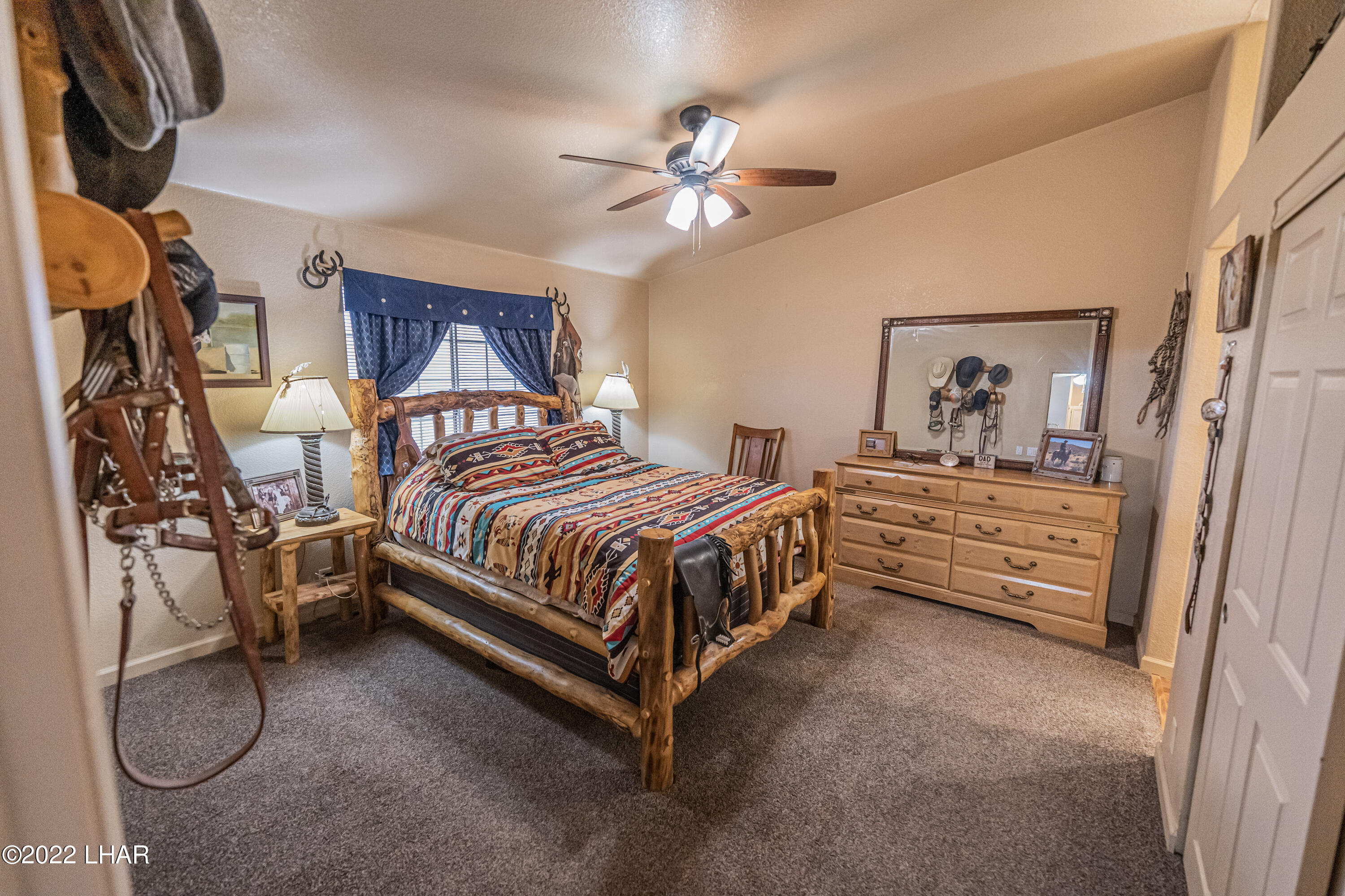 8187 Red Wing Canyon Road Kingman, AZ 86409 - Photo 12 of 61 Master Suite