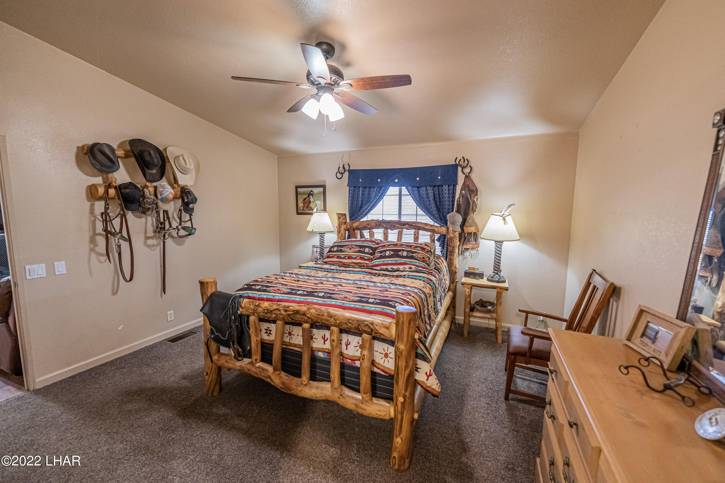 8187 Red Wing Canyon Road Kingman, AZ 86409 - Photo 13 of 61 Master Suite