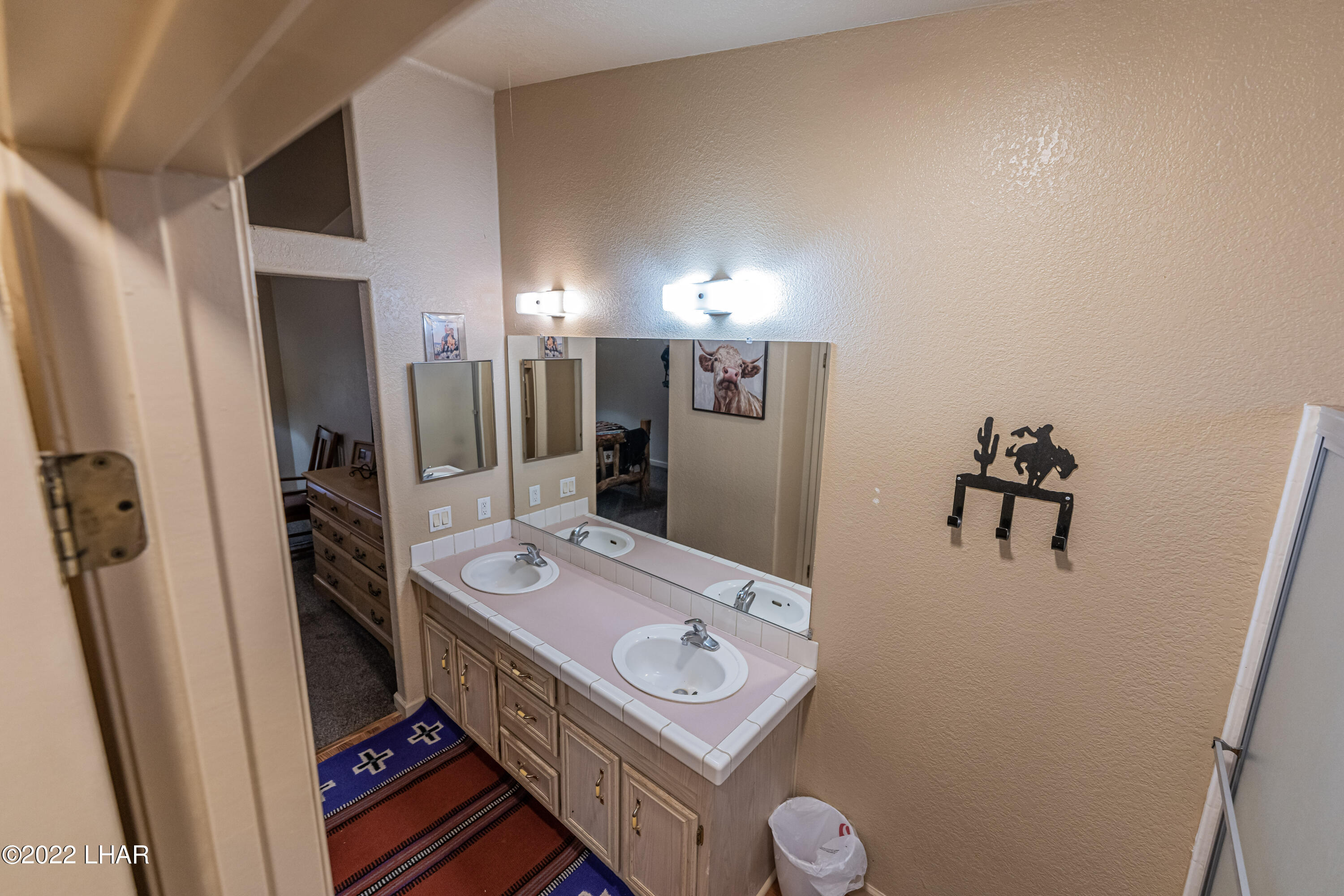 8187 Red Wing Canyon Road Kingman, AZ 86409 - Photo 15 of 61 Master Suite
