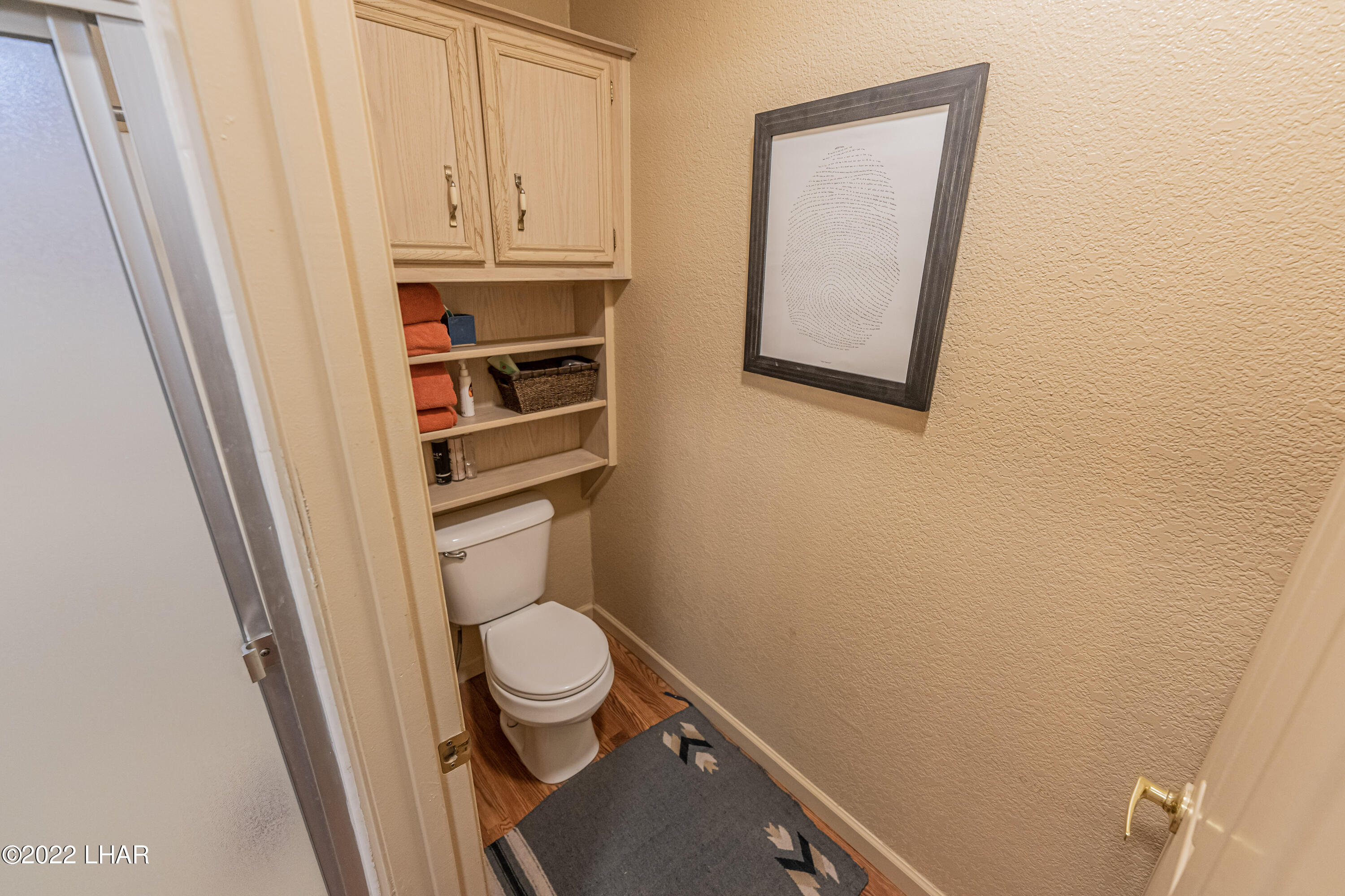 8187 Red Wing Canyon Road Kingman, AZ 86409 - Photo 17 of 61 Master Water Closet