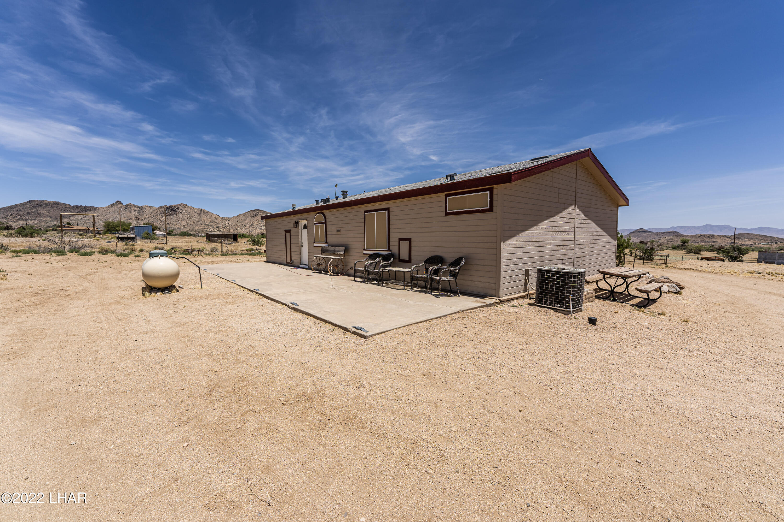 8187 Red Wing Canyon Road Kingman, AZ 86409 - Photo 26 of 61 Home
