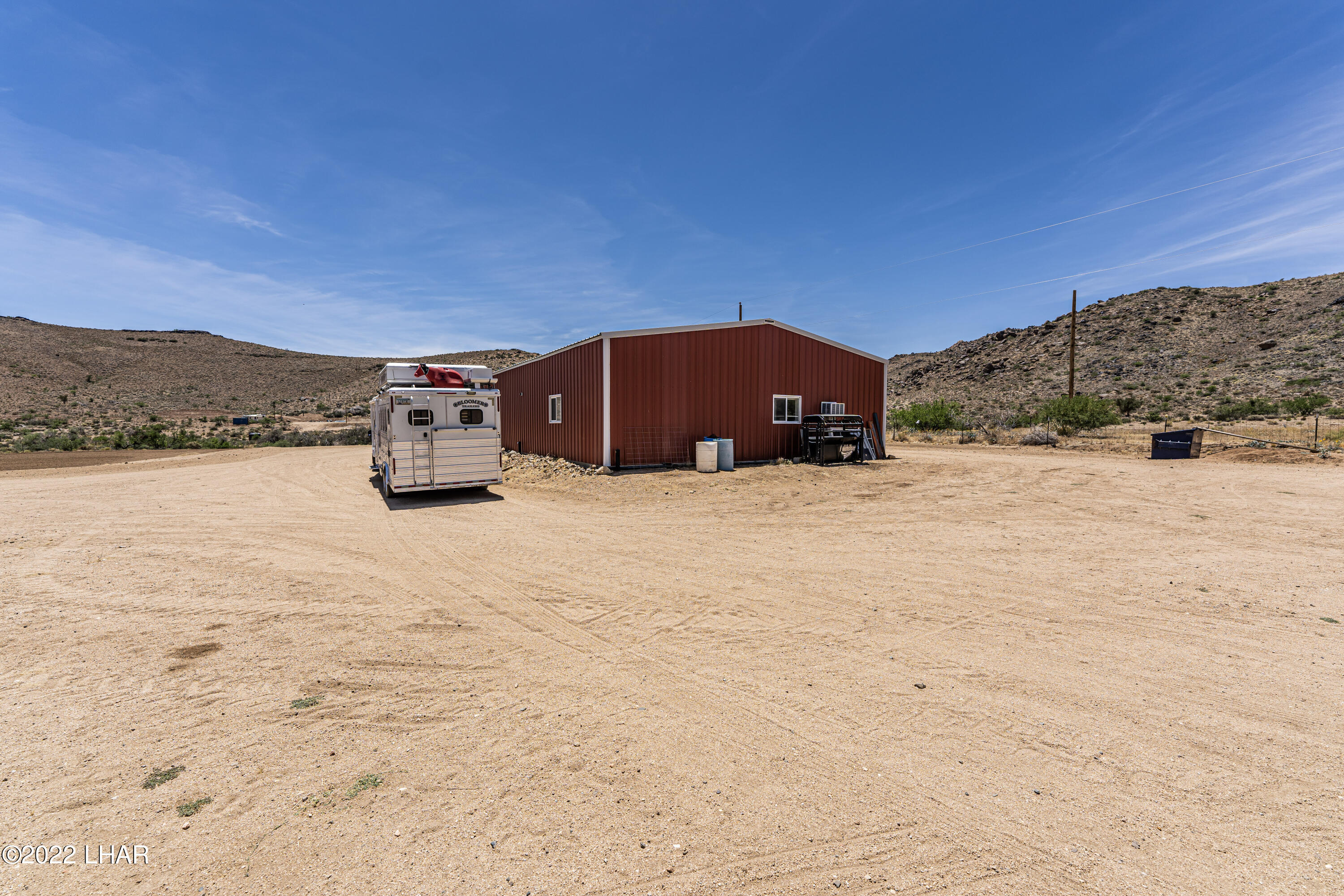 8187 Red Wing Canyon Road Kingman, AZ 86409 - Photo 30 of 61 Shop
