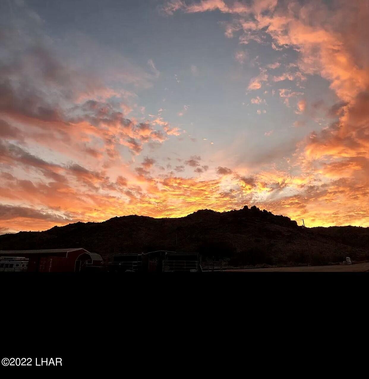 8187 Red Wing Canyon Road Kingman, AZ 86409 - Photo 3 of 61 Peaceful Sunsets