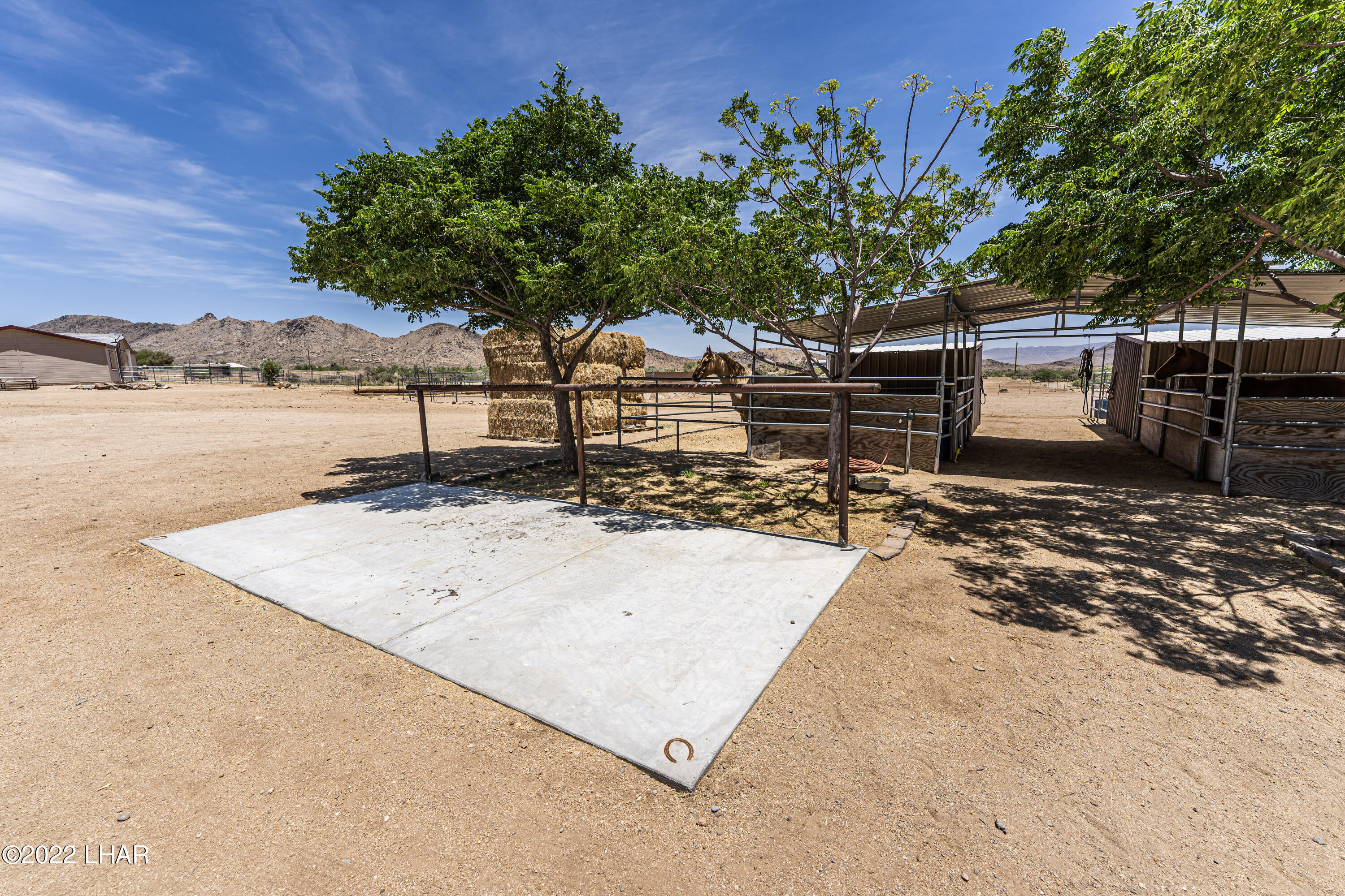 8187 Red Wing Canyon Road Kingman, AZ 86409 - Photo 45 of 61 Wash Rack