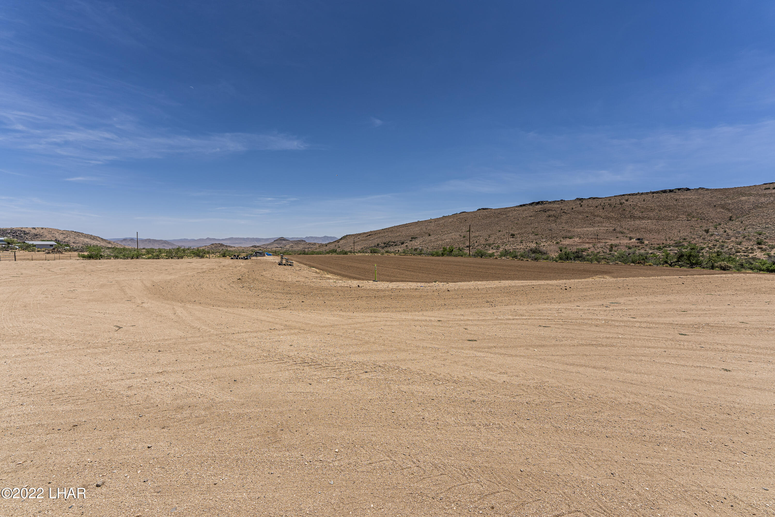 8187 Red Wing Canyon Road Kingman, AZ 86409 - Photo 51 of 61 Arena
