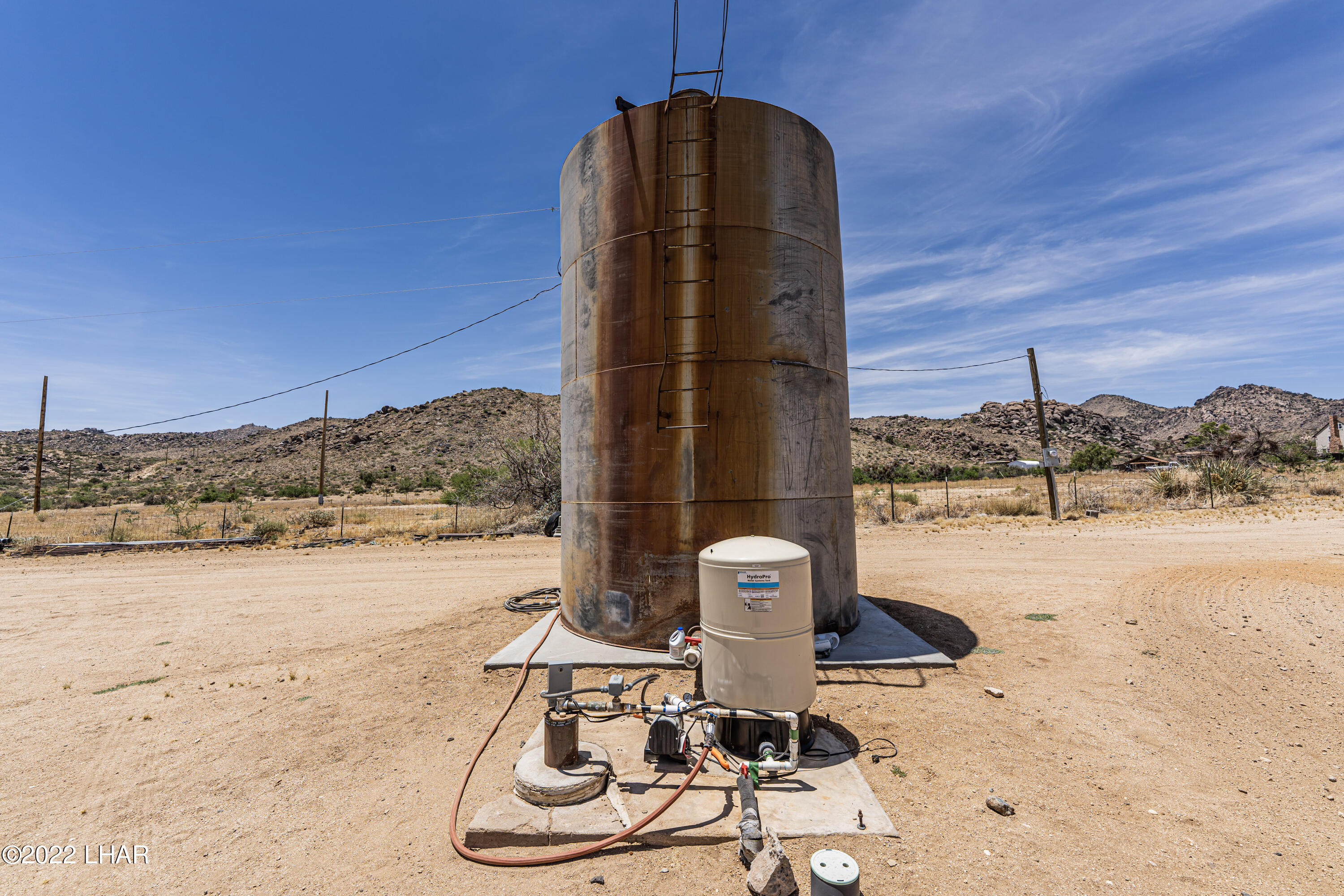 8187 Red Wing Canyon Road Kingman, AZ 86409 - Photo 59 of 61 Well/Storage Tank