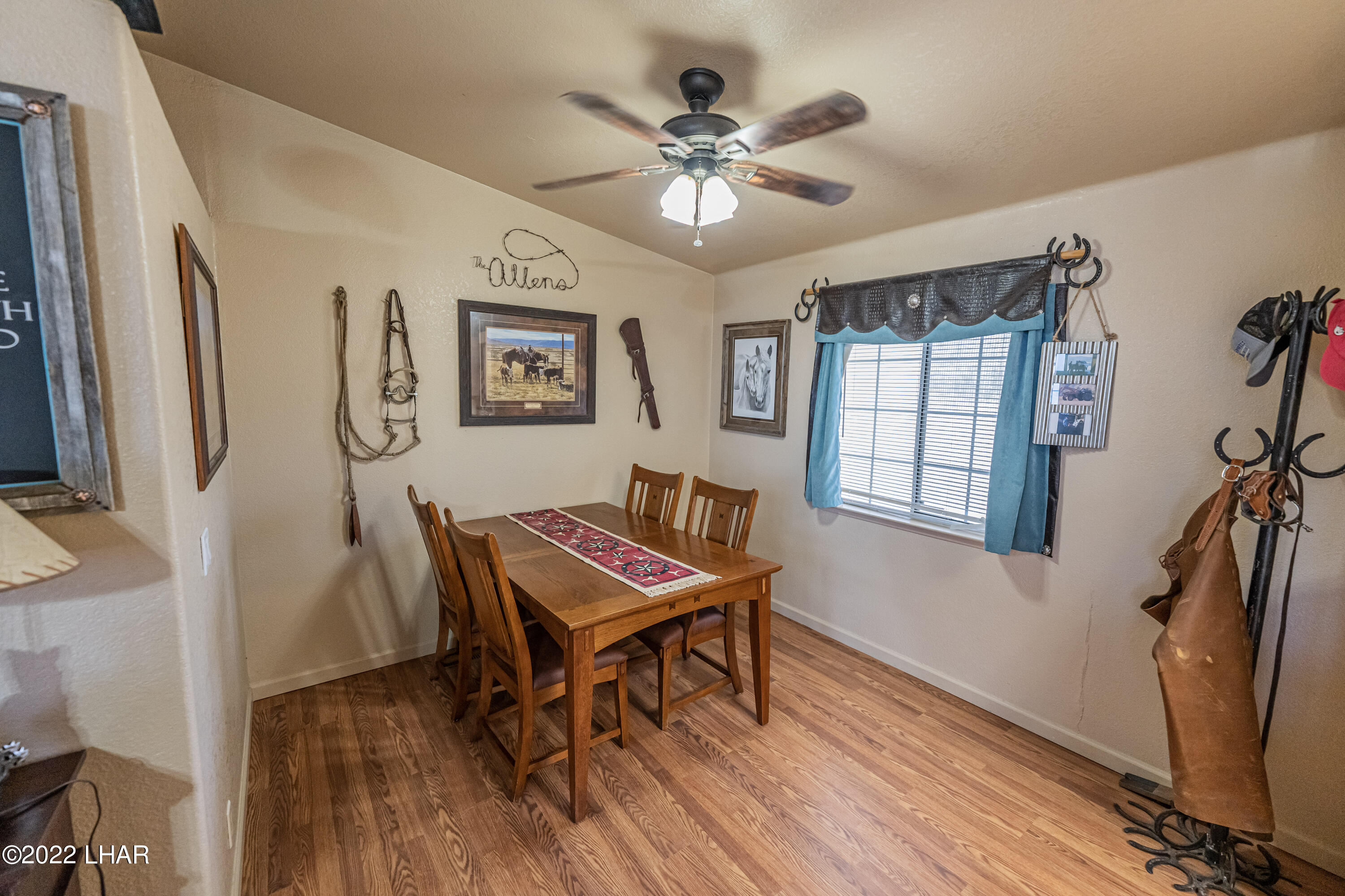 8187 Red Wing Canyon Road Kingman, AZ 86409 - Photo 9 of 61 Dining
