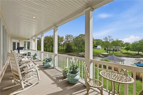 $1,595,000 | 1850 Lake Viking Terrace, Gallatin, MO 64640