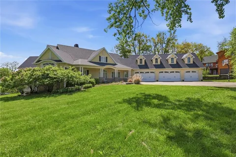 $1,595,000 | 1850 Lake Viking Terrace, Gallatin, MO 64640